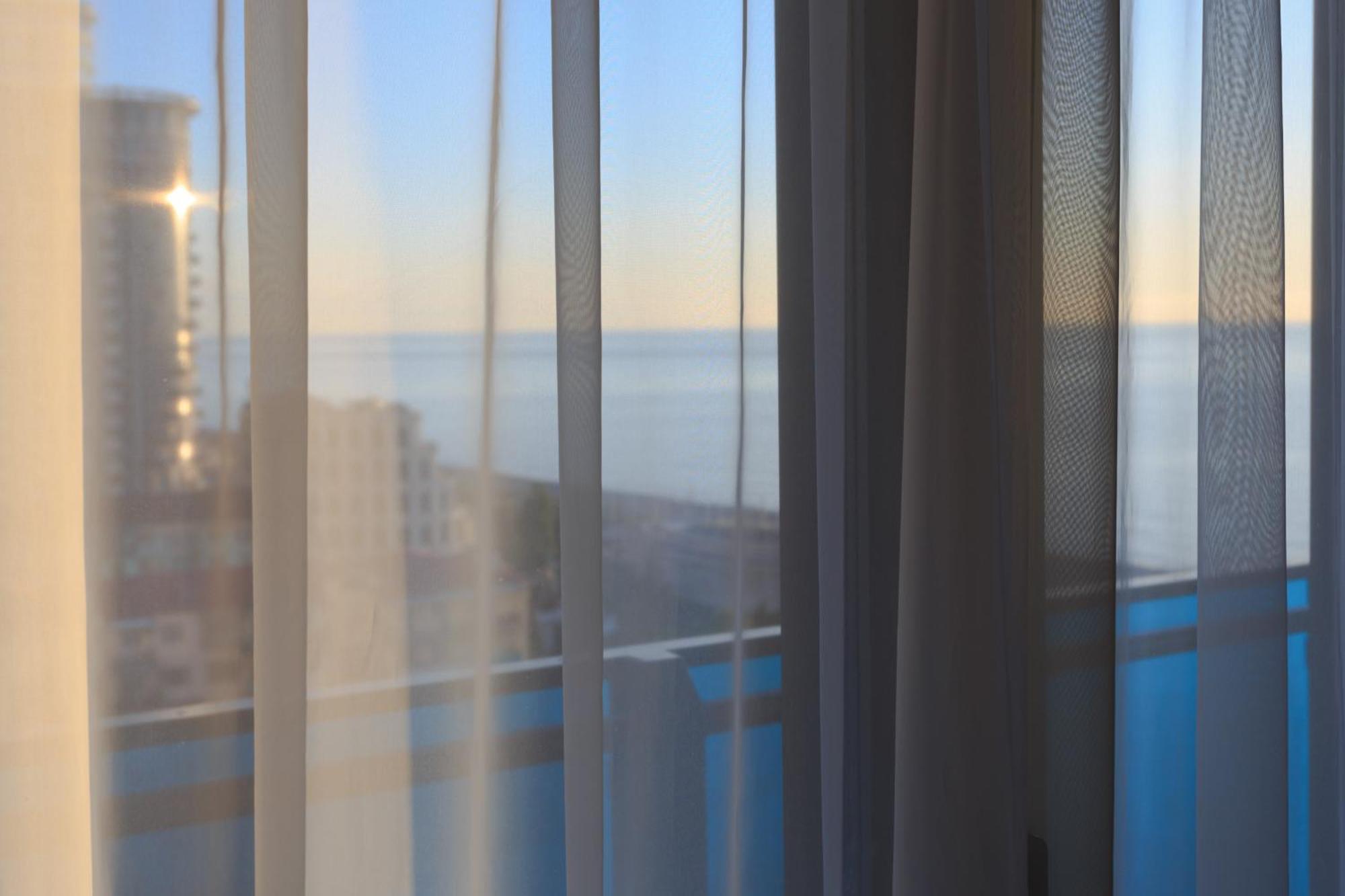 Best Location Apartments In Batoemi Buitenkant foto