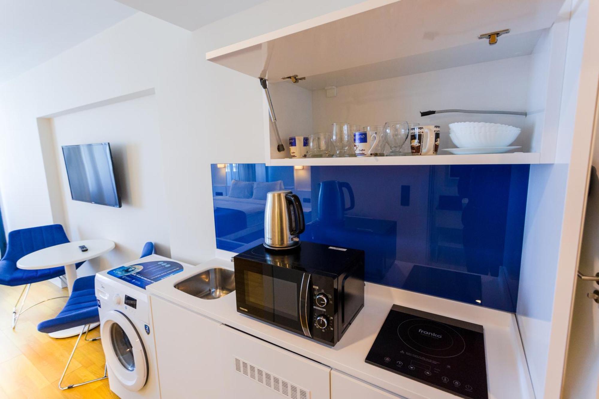 Best Location Apartments In Batoemi Buitenkant foto