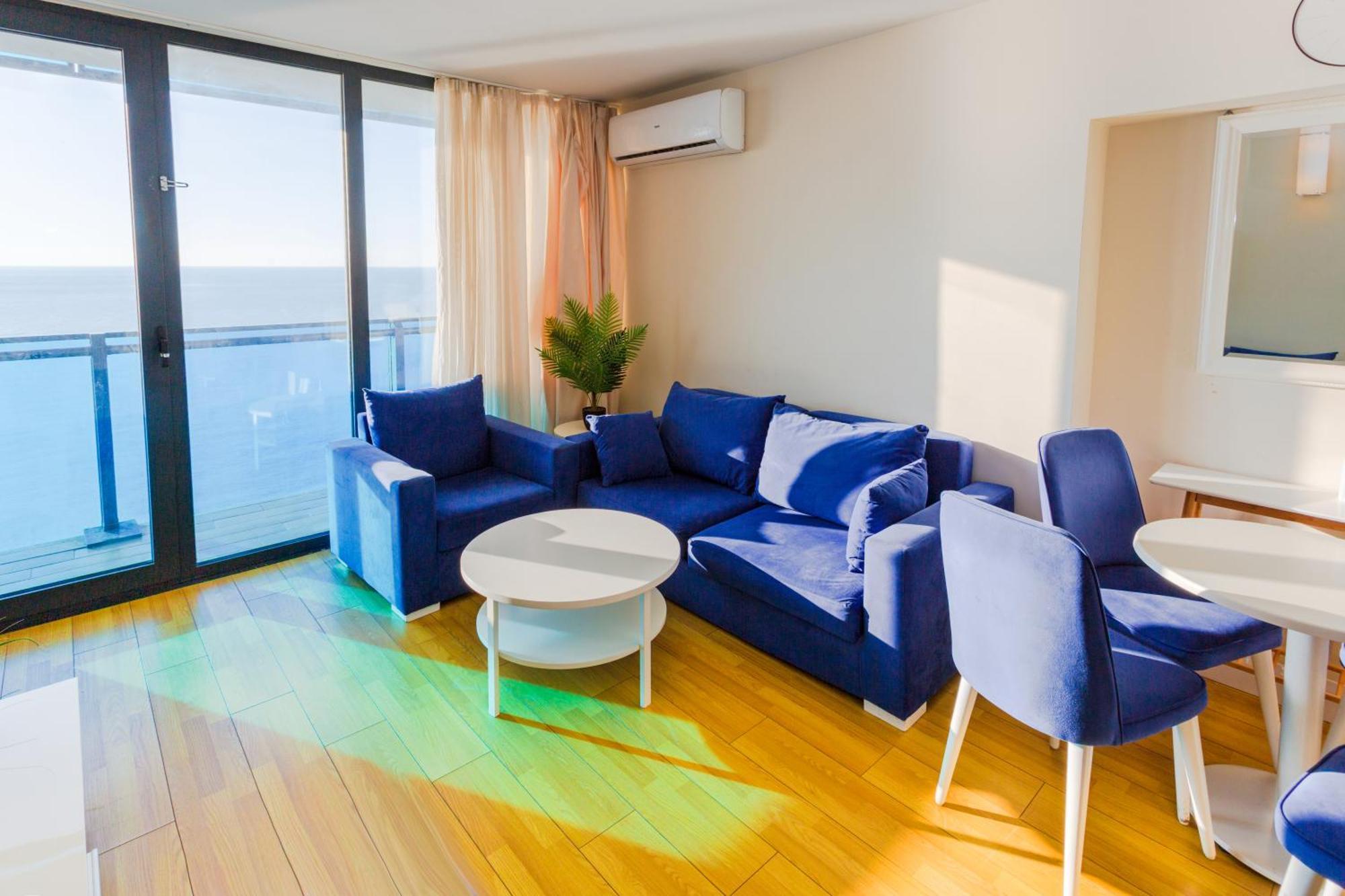 Best Location Apartments In Batoemi Buitenkant foto