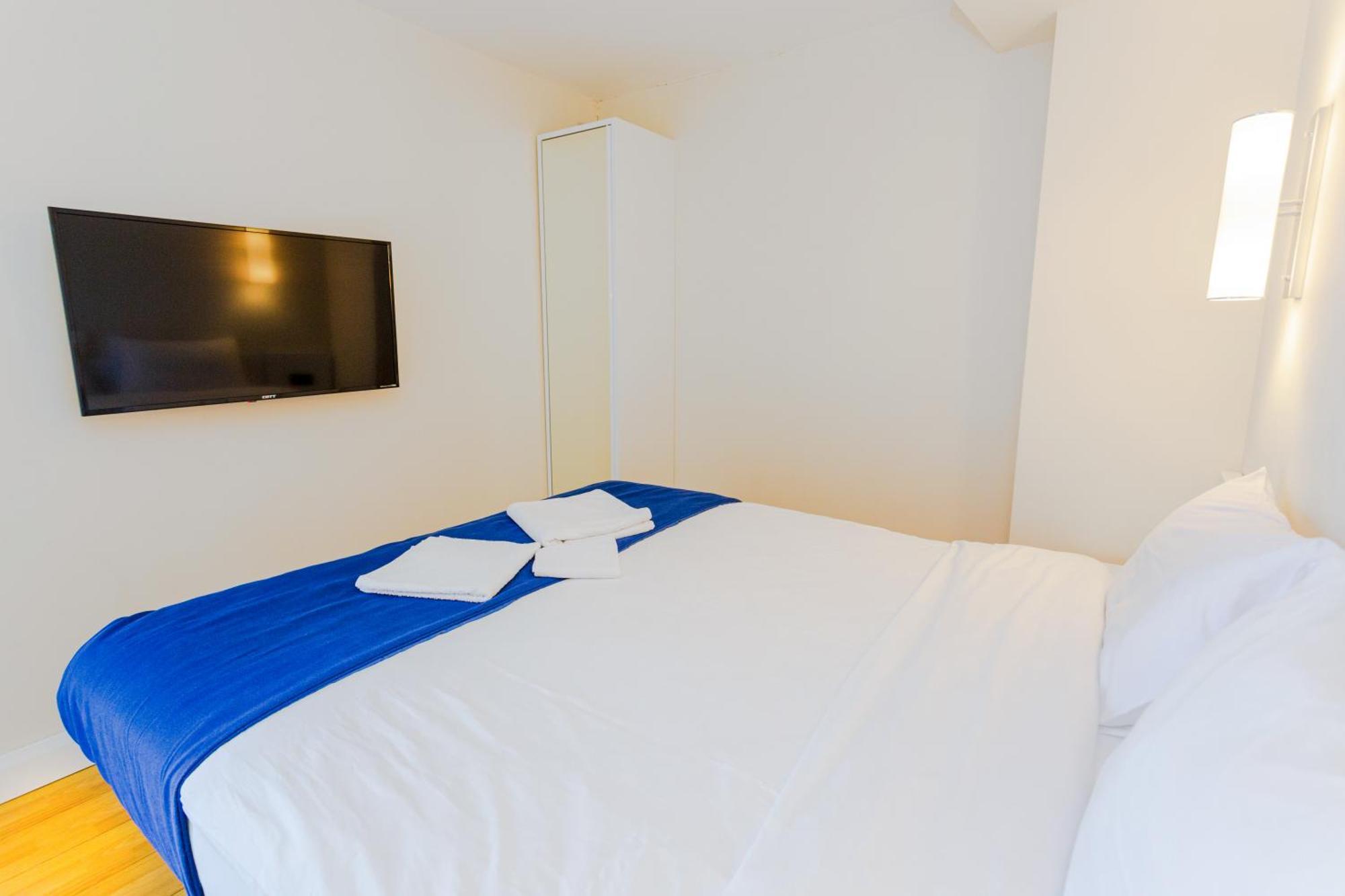 Best Location Apartments In Batoemi Buitenkant foto