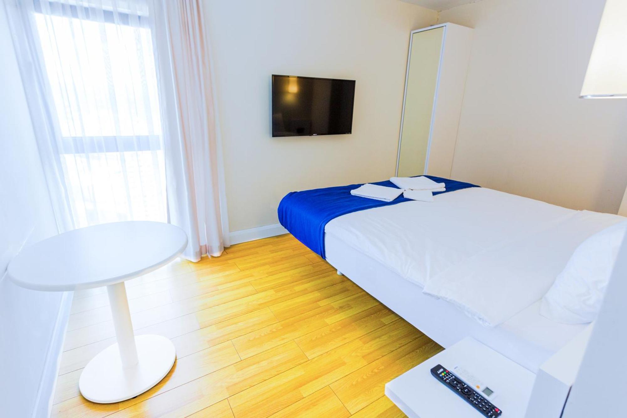 Best Location Apartments In Batoemi Buitenkant foto